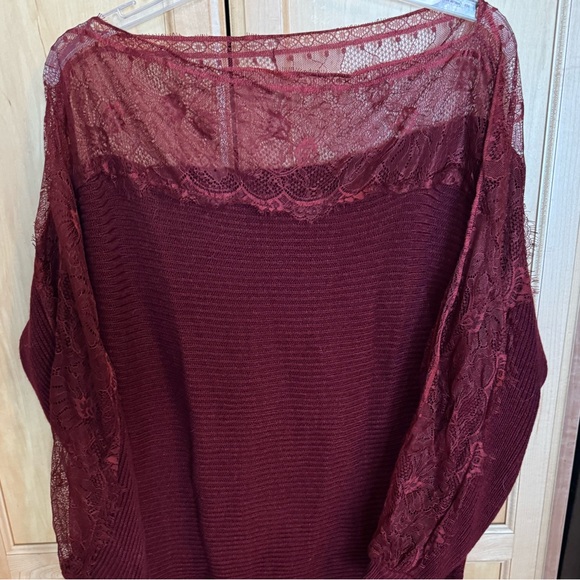 SHEIN Burgundy Knit Sweater With Lace Detail - Picture 4 of 11